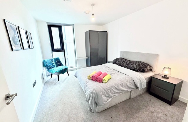 Central Stay at Broad Street