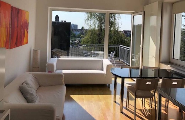 Central trade fair / seminar apartment - fully equipped with a large sun terrace!