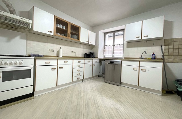 Central workers apartment (SAD181)