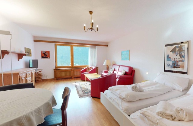 Centrally located apartment house, about 10 minutes walk from St.