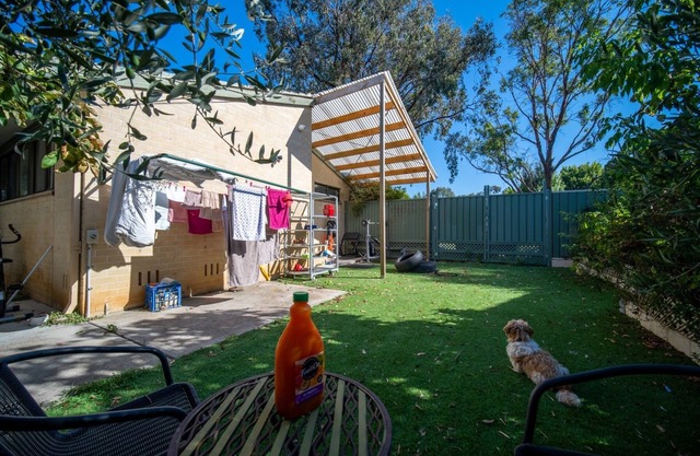 Centrally located art house