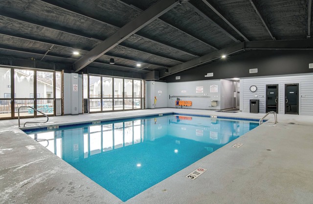 Centrally Located Branson Condo w/Community Pools