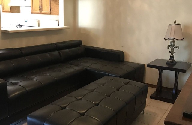 Centrally Located Cozy Guest House is close to Medical Center and Mexico Border