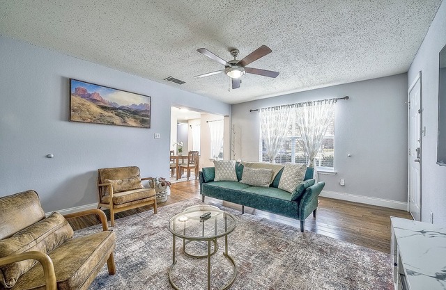 Centrally Located DFW Retreat