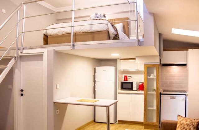 Centrally Located Fully Furnished Flat in Konak