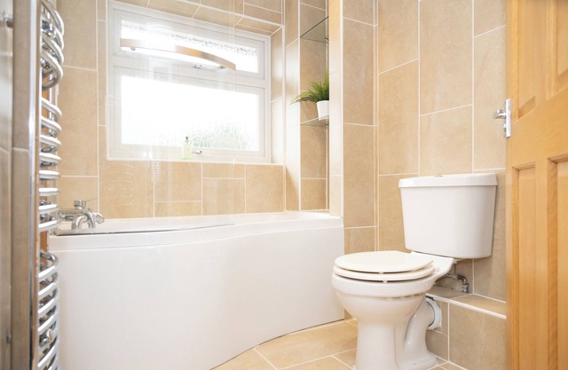 Centrally located home. Pet-Friendly!