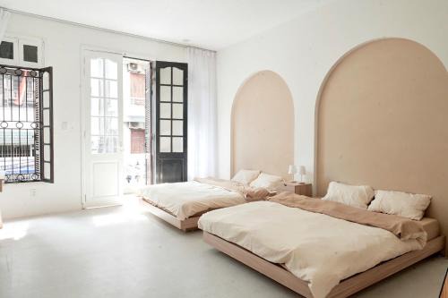 Centrally located Homestay in Hanoi - Room 201