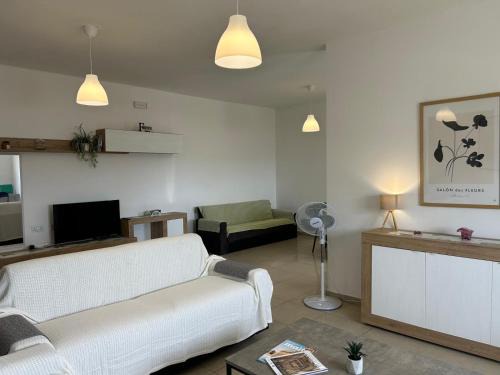 Centrally located, maisonette 2