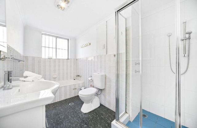 Centrally located Stylish 2 bedroom home