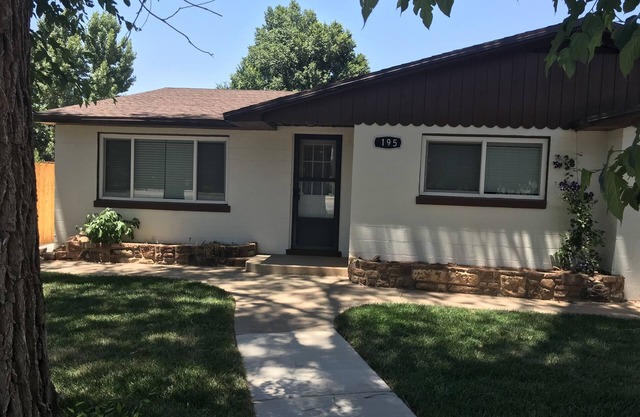 Centrally located to southern Utah and northern Arizona parks and trails.
