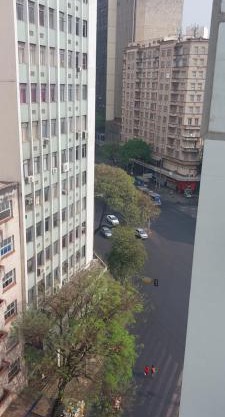 Centro, apto inteiro, rua São Paulo com Afonso Pena