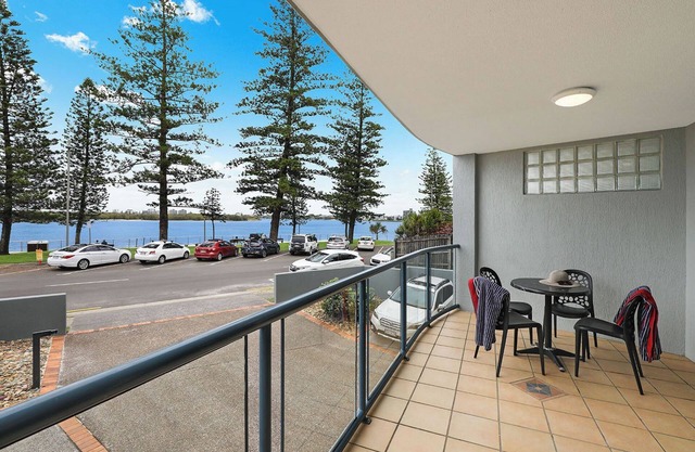 Cerulean Beachfront Apartment - Unit 02