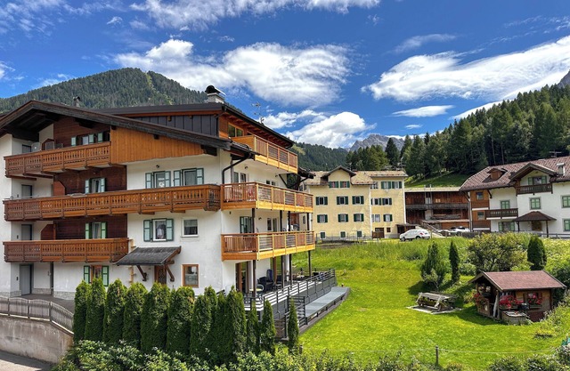 CESA BERNARD APARTMENTS In the heart of the Dolomites of Val di Fassa