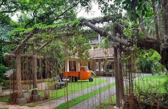 Ceylon Kingsmen Garden Hotel