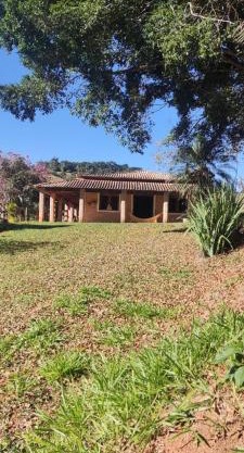 Chácara na Santa Luzia Rural - Taubaté - SP