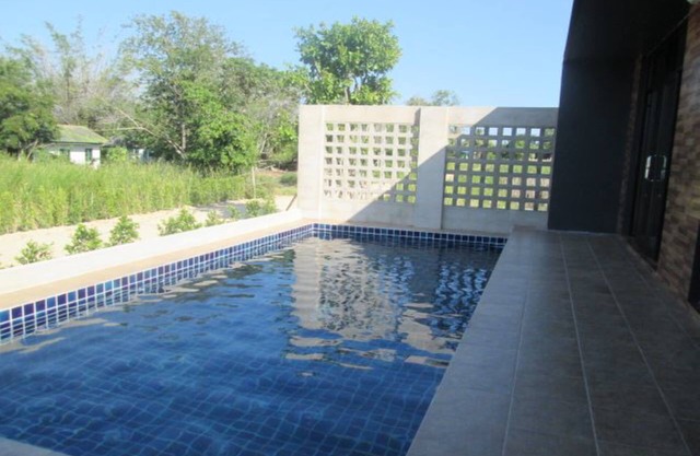 Cha-am Pool Station
