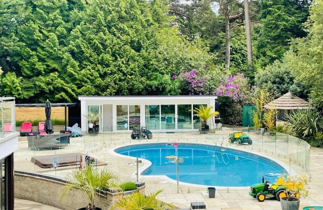 Chadham Pines Lodge & Cottage - Pool & Sauna