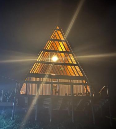 Chalé Canto da Mata - Com Piscina e Café da Manhã