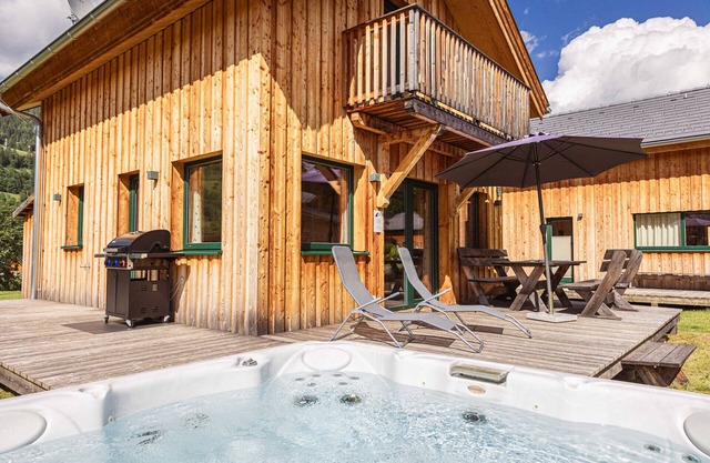 Chalet # 51a mit 3 Schlafzimmer, Sauna & Whirlpool