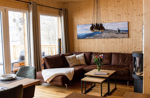 Chalet # 54b with 3 Bedrooms, sauna & whirlpool