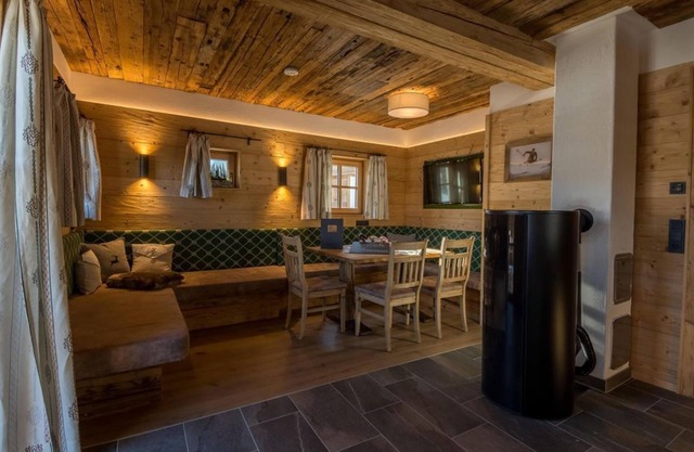 Chalet 1 - autumn time
