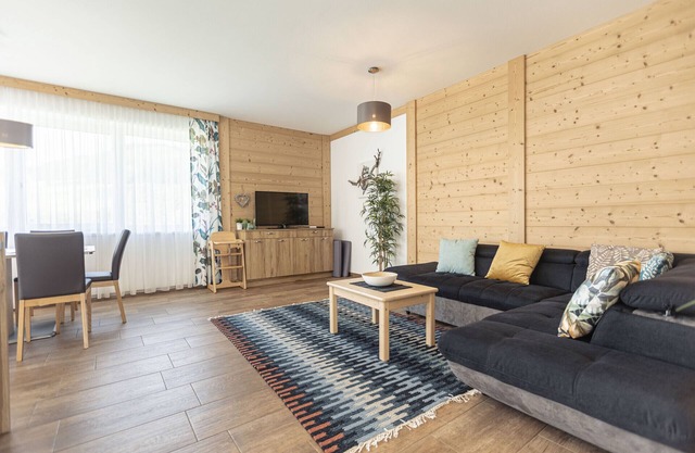 Chalet # 11 for up to 11 people with IR- sauna