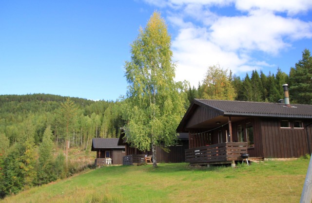 Chalet 12-20 (4 Bedrooms, Sleeps 8)