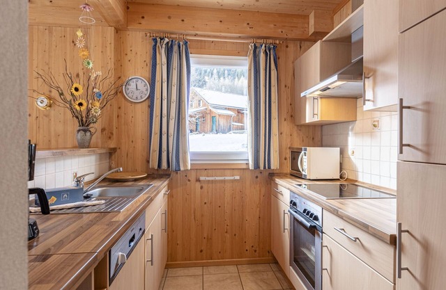 Chalet # 125 with 3 bedrooms & sauna
