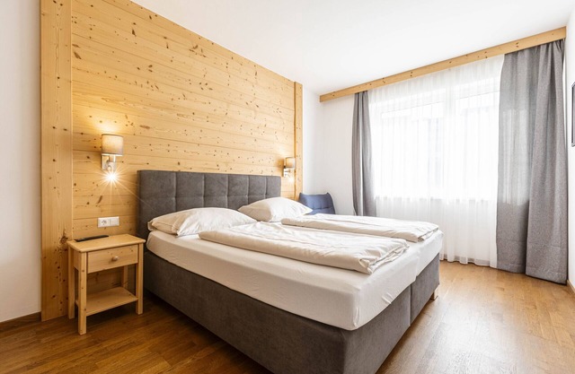Chalet # 25 for up to 9 people with IR- sauna