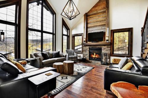 Chalet 27 Chemin Blanc by Les Chalets Alpins