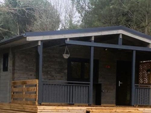 Chalet 4 pers, terrasse privée, au calme - API-1-52-488
