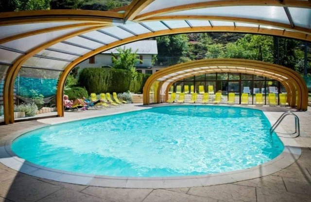 Chalet 5 étoiles - Piscine - eecefh
