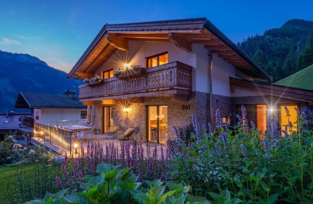 Chalet Alpendomizil Ahorn in Mayrhofen Ski area
