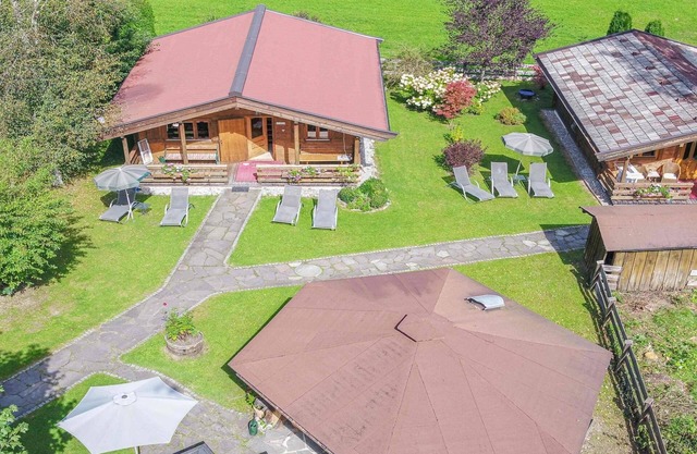 Chalet/Apartment mit Gartenblick im Gartenhotel Rosenhof bei Kitzbühel