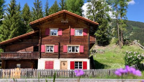 Chalet Arosa - Zur Alleinnutzung für 6 Personen, urig und sonnig