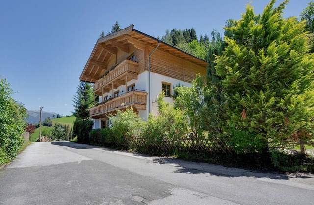 Chalet in Hollersbach near Ski Lift