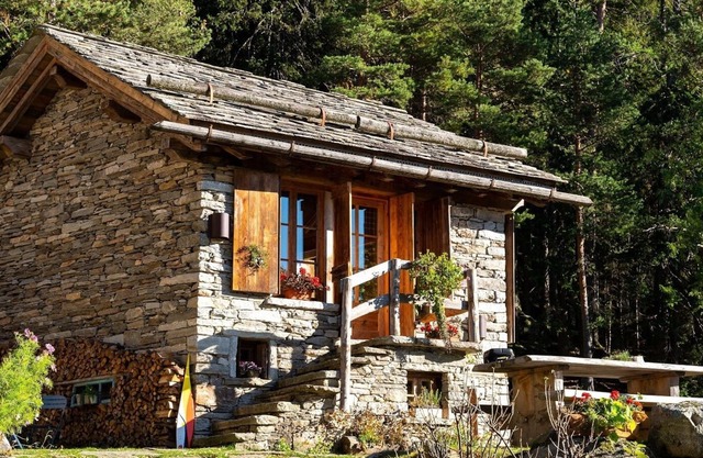Chalet 'Atmosfera Res Albert' with Mountain View, Wi-Fi & Garden
