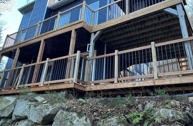 Chalet bord de l'eau dans les laurentides