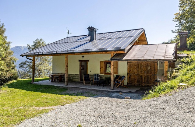 Chalet 'Baita Cisina' with Mountain View, Private Terrace and Wi-Fi