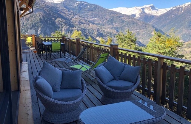 Chalet Barcelonnette, Pra Loup, Savines le lac, Alpes de Haute Provence