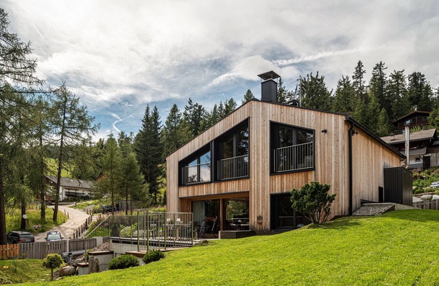 Chalet "Bergfreund" with Mountain View, Sauna, Garden and Wi-Fi