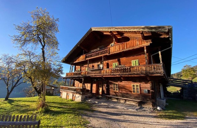 Chalet 'Berghof Moosen' with Mountain View, Private Terrace and Wi-Fi