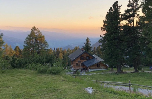 Chalet Berghoamat - holiday home, shower and bath, toilet, 3 bedrooms