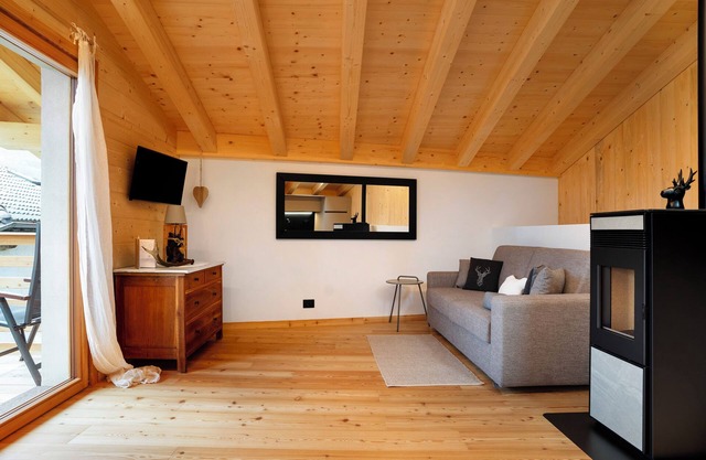 Chalet 'Bio Maso Nido Verde' with Mountain View, Balcony and Wi-Fi