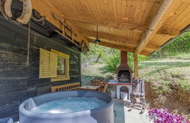 Chalet Birchwood With Whirlpool and Sauna, Breznički Hum, Croatia