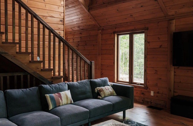 Chalet Bonheur | hot tub