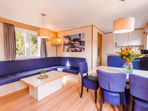 Chalet by Leukermeer Waterside