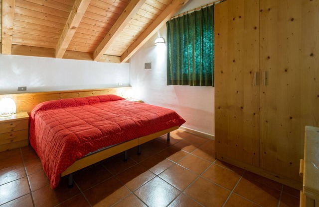Chalet "Camping Park Dolomiti Village" with Mountain View, Shared Pool & Wi-Fi