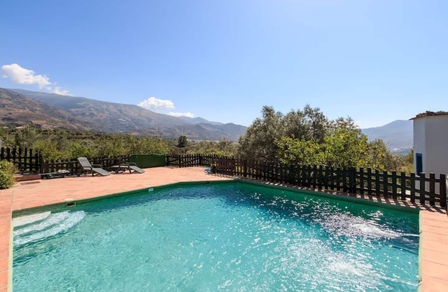 Chalet 'Casita De La Huerta' with Mountain View, Shared Pool and Wi-Fi
