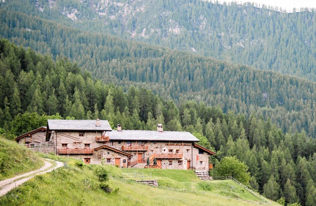 Chalet 'Civico 12' with Mountain View, Shared Garden and Wi-Fi